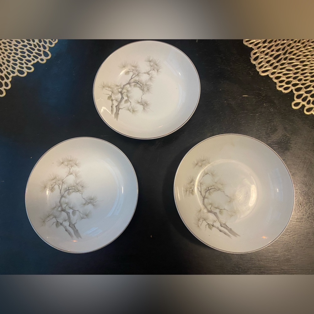 🩶Free Shipping🩶 Vintage Bristol Fine China Winter Pine Small Plates-Set of Three